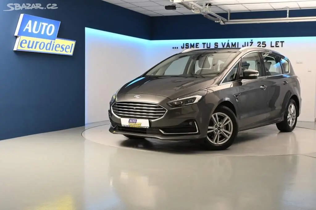 Ford S-MAX, 2.0 140 KW LED SONY ACC Tažné - fotka 2