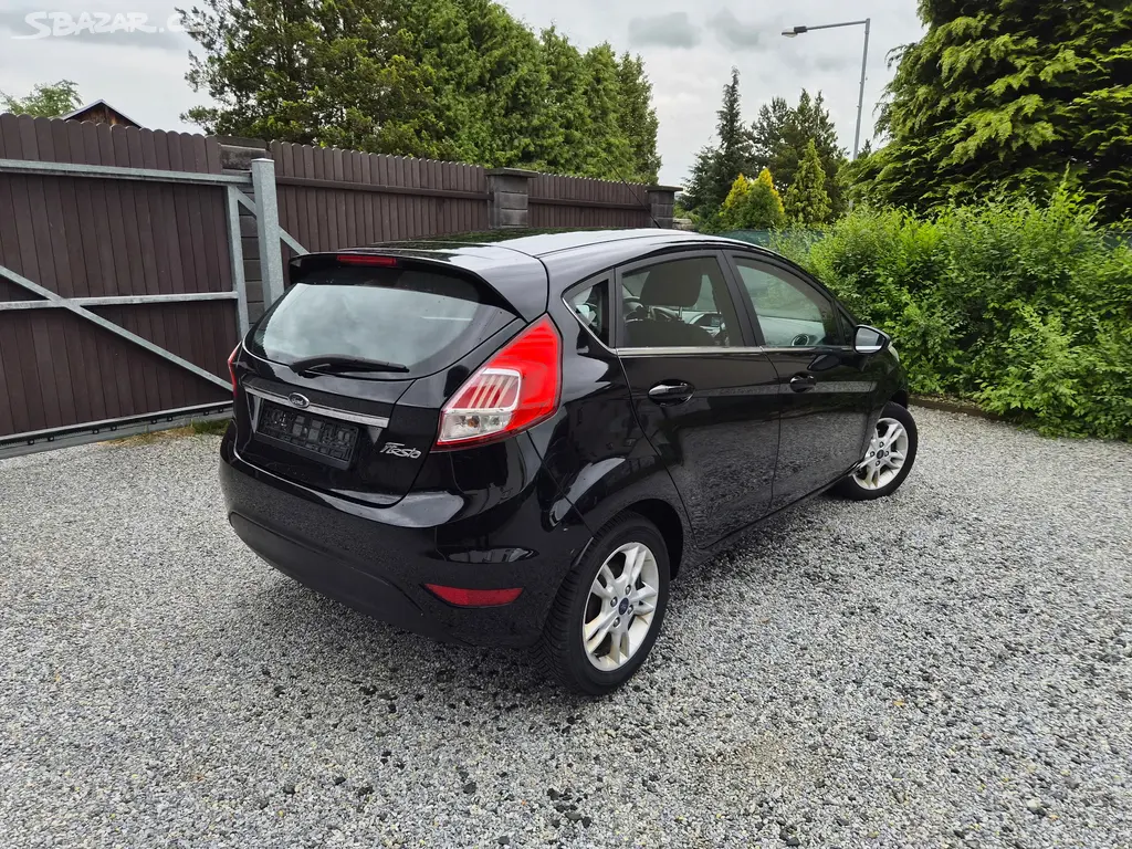 Ford Fiesta 1.0 Celebration 2017 vyhř. sklo a sed. - fotka 5