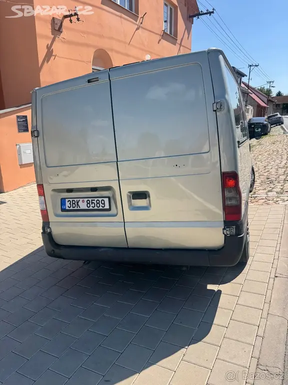 Ford Transit 9 míst - fotka 4