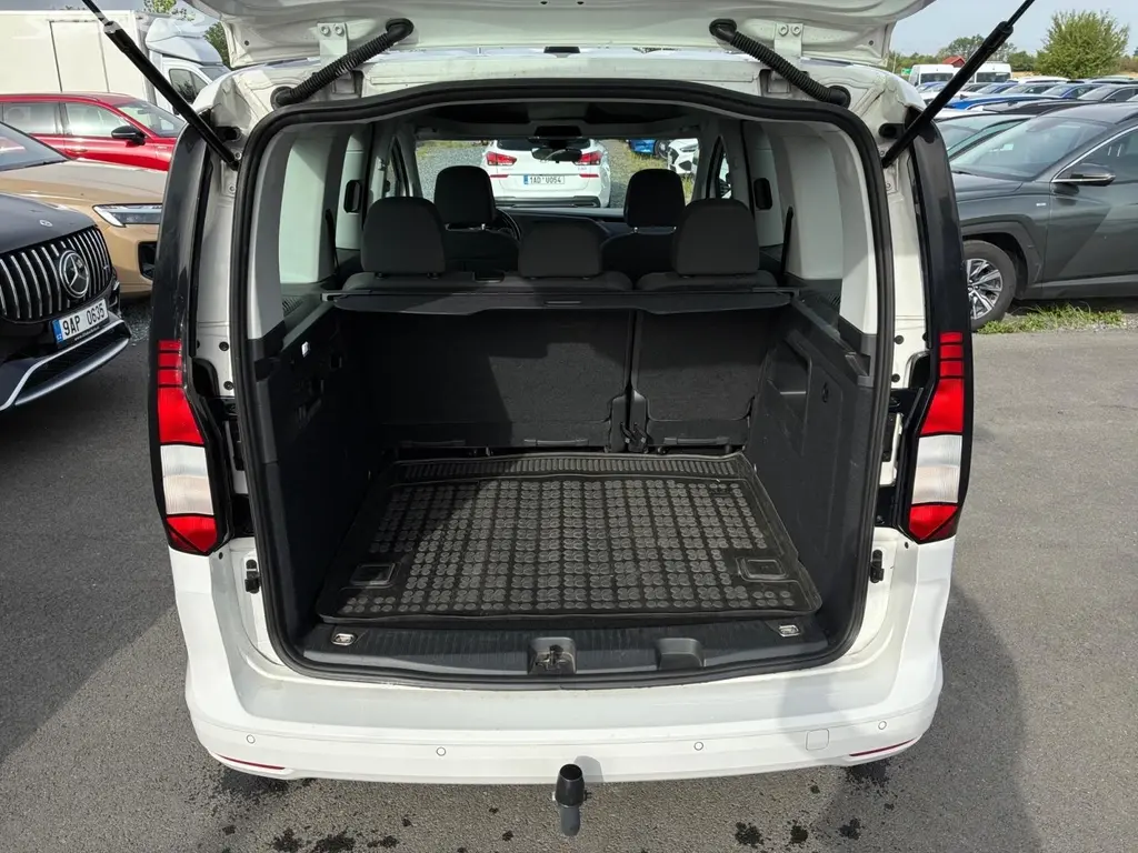 Volkswagen Caddy, LIFE 2.0TDI 75kW CZ DPH - fotka 6
