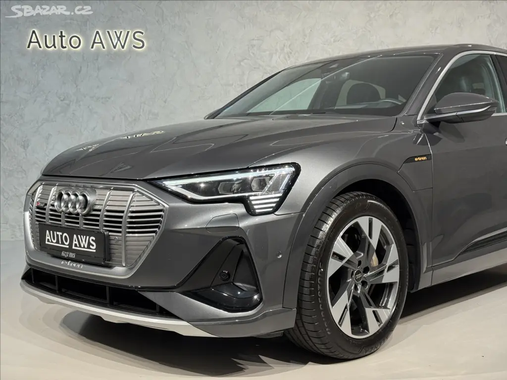Audi e-tron, 300kW Sportback S-Line Matrix - fotka 5