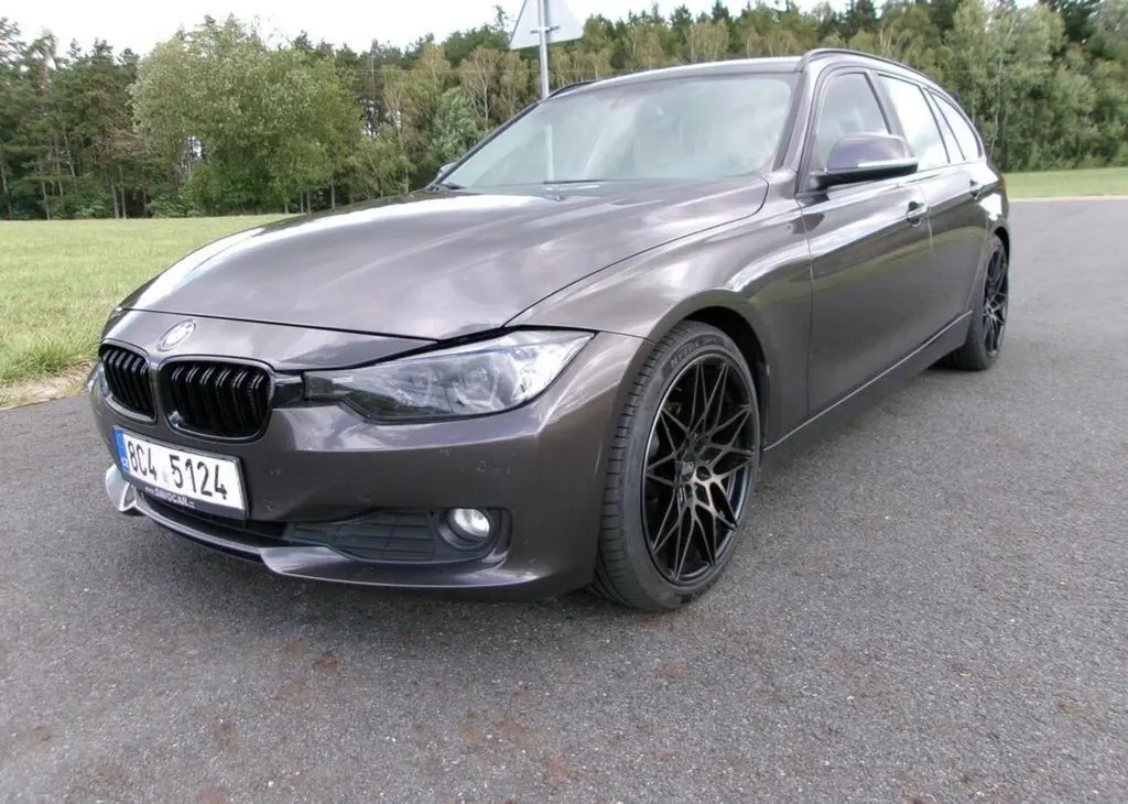 BMW Řada 3 2,0D 320 automat, prav. servis nafta