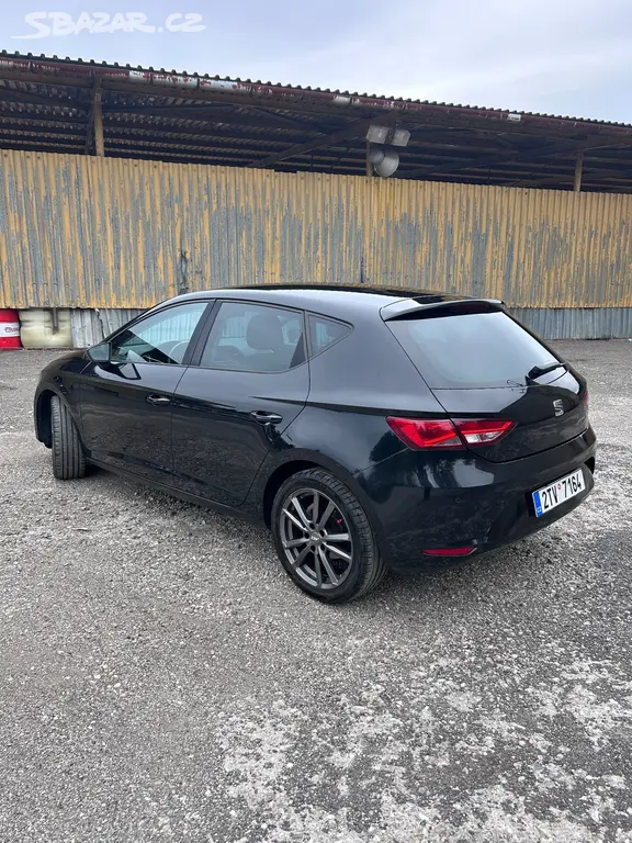 SEAT Leon 1.2 TSI 77 kW - ŘEMEN! - fotka 4