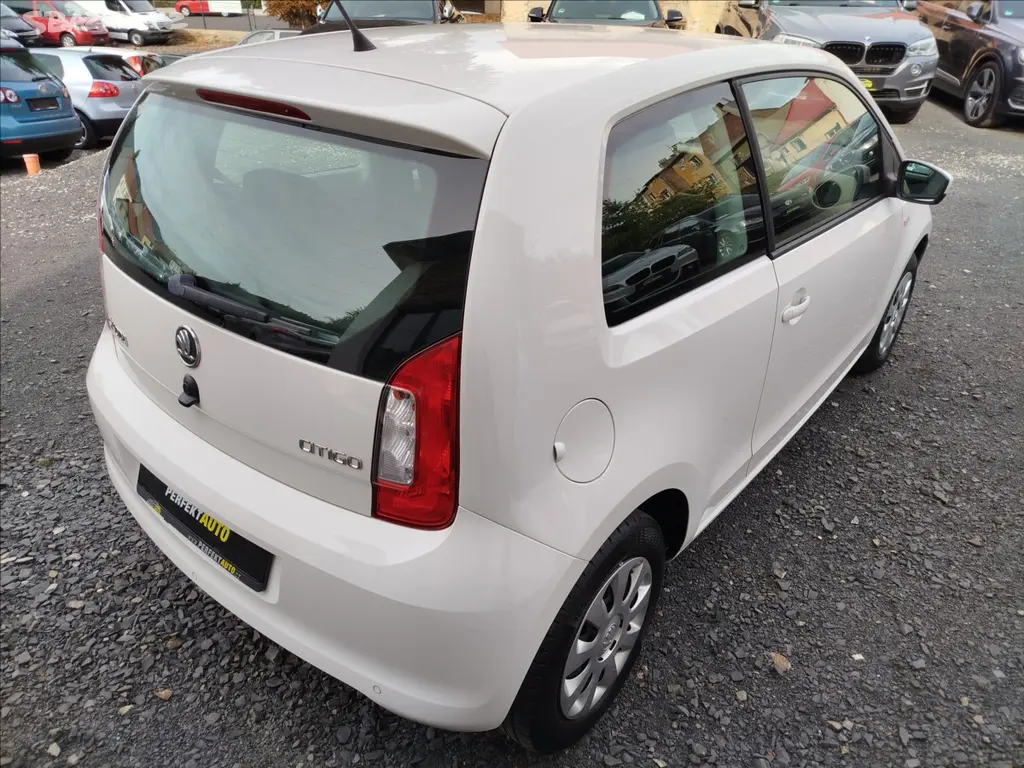 Škoda Citigo, 1,0 MPi 55kW, Tempomat, Výhřev - fotka 6