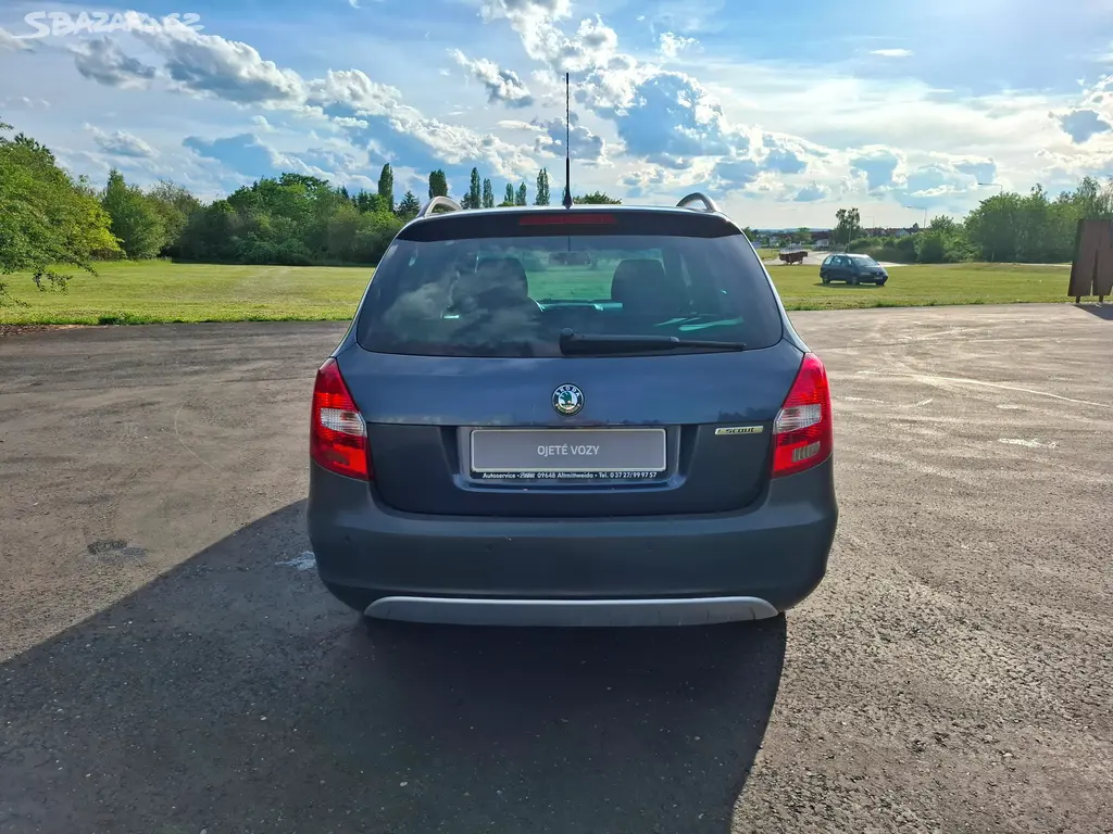 Škoda Fabia II kombi SCOUT 1.2TSi 77kW,aut.klima - fotka 5