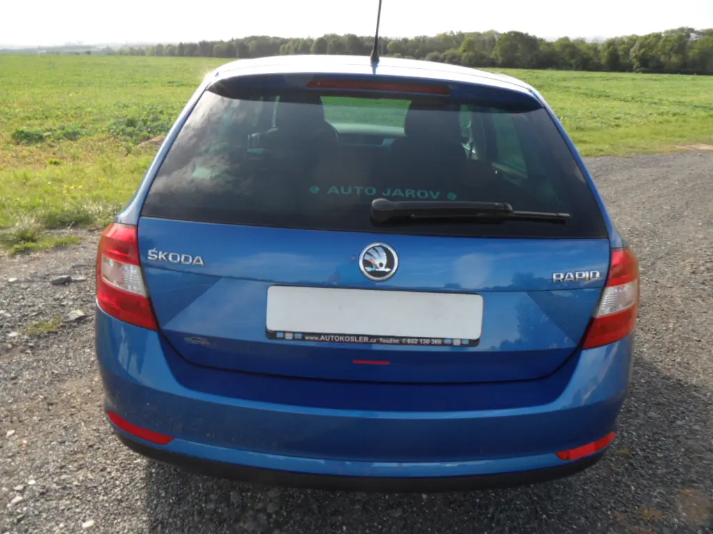 Škoda Rapid 1.2 TSi,77kw,zak. v ČR,naj.99000km - fotka 5