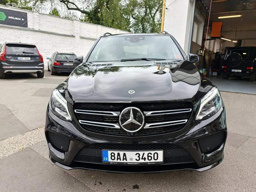 Mercedes-Benz GLE, 350d 4M Plná výbava,2.maj - fotka 2