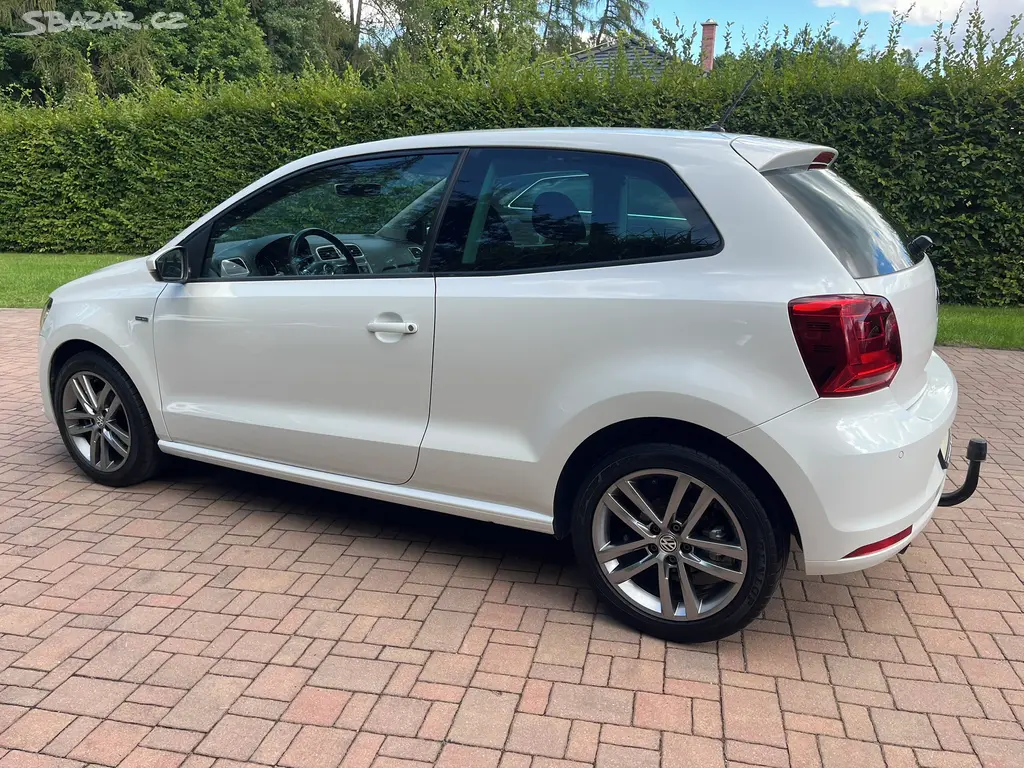 Volkswagen Polo 1.2 TSI Lounge LED ACC Kamera - fotka 4