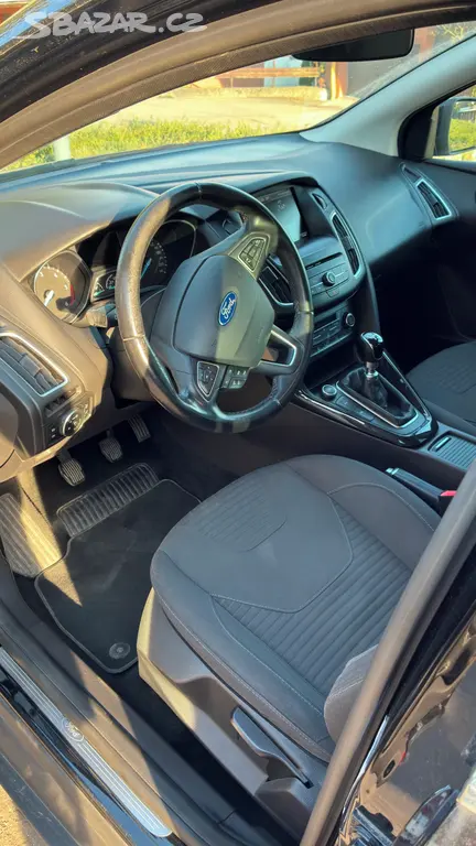 Ford Focus 1,5 TDCi - fotka 6