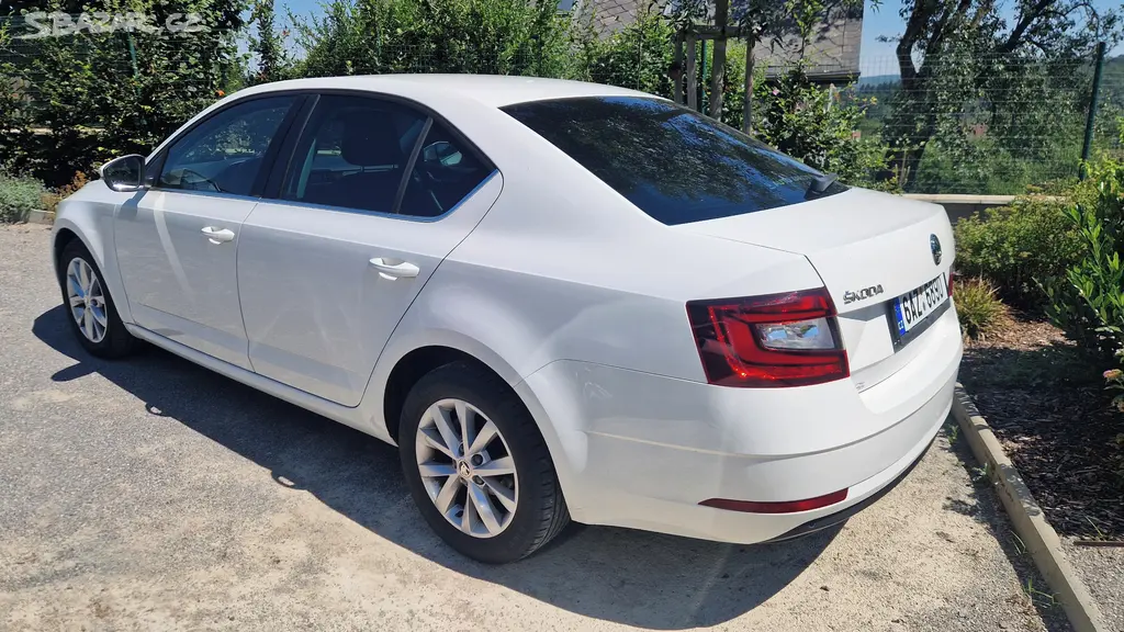 ŠKODA OCTAVIA III TDI 2018-135TKM-STYLE-LED-KEYLES - fotka 2