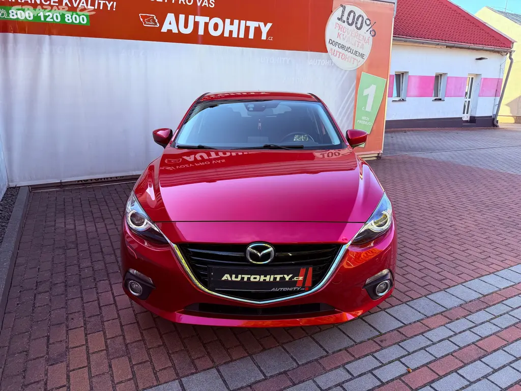 Mazda 3, 2.0 Skyactiv 121 kW, ČR, 1.Maj - fotka 2