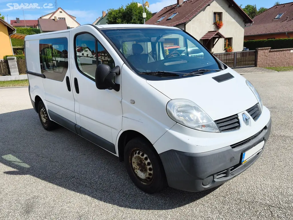 RENAULT TRAFIC 2.0 DCI, 1.MAJITEL, NOVÁ STK