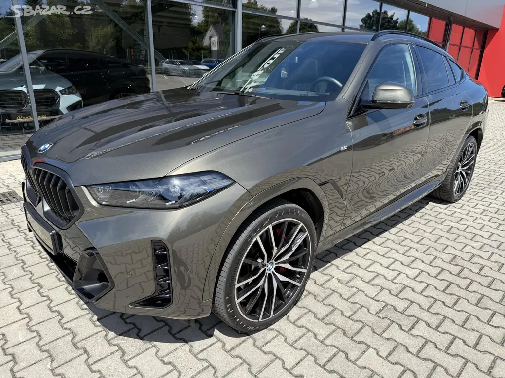 BMW X6, 30XD 210kW M-PAKET R22 BLACK!! - fotka 2