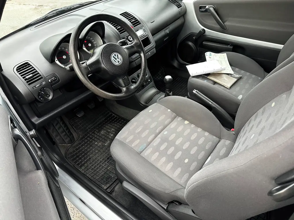 Volkswagen Lupo 1.0Mpi, r.2004, serviska, rozvody - fotka 6