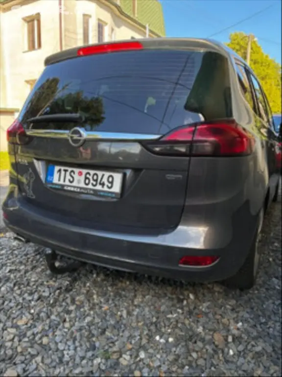 Opel Zafira 1,9 CDTI 125 kW AUTOMAT - fotka 3