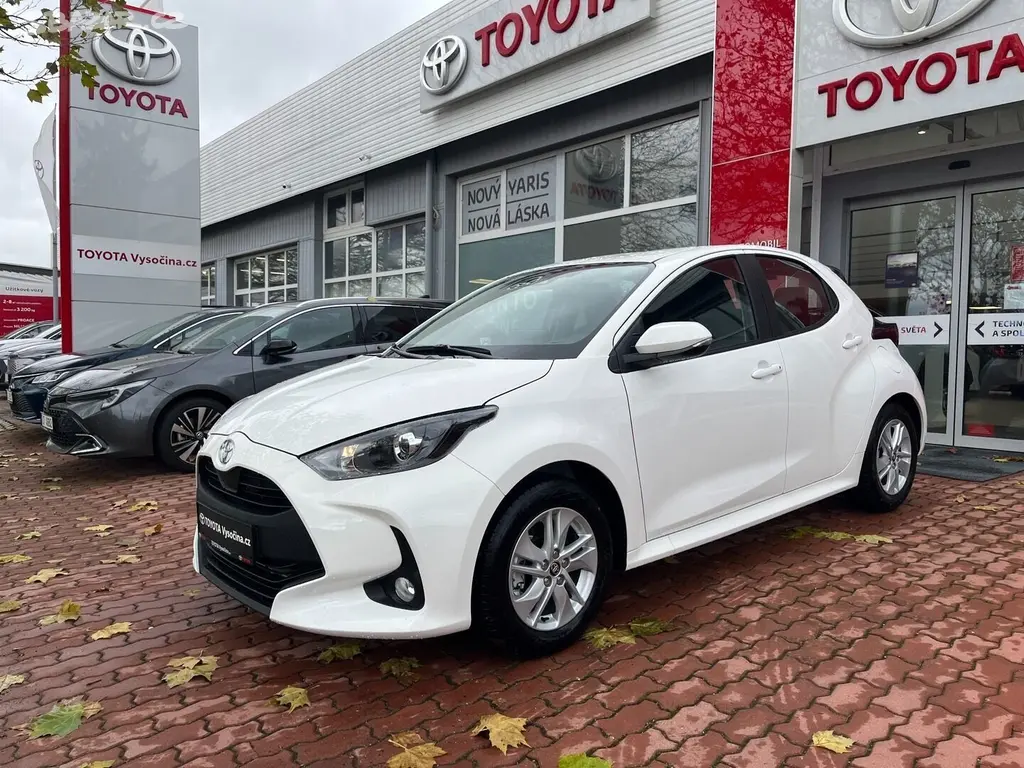 Toyota Yaris, 1.5L hybrid 116 koní - Comfort