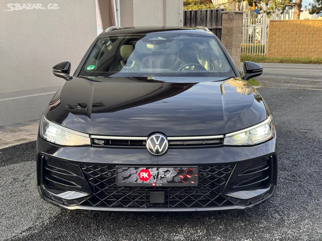 Volkswagen Passat, R-line Záruka/ACC/Matrix/DSG - fotka 2