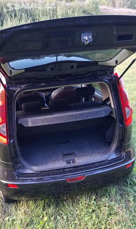 Nissan Note 1.6 benzin - fotka 5