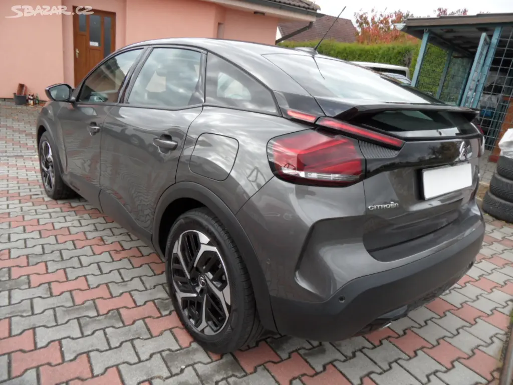 Citroen C4 1.2 PureTech,96kw,naj.105000km - fotka 6