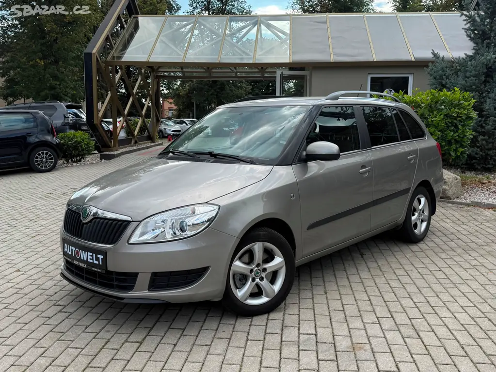ŠKODA FABIA II FL COMBI 1.6 TDi 77kW/FAMILY/78000K - fotka 3