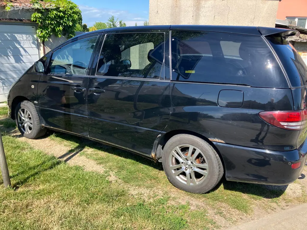 Toyota Previa 2.0, r. v. 2005 - fotka 2