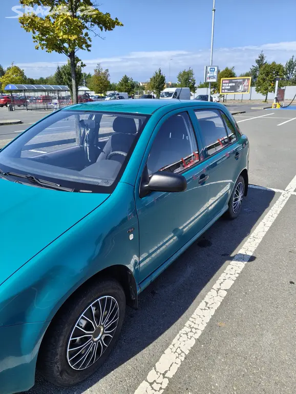 Škoda Fabia 1.4 MPI (44 KW) 2002 - fotka 3