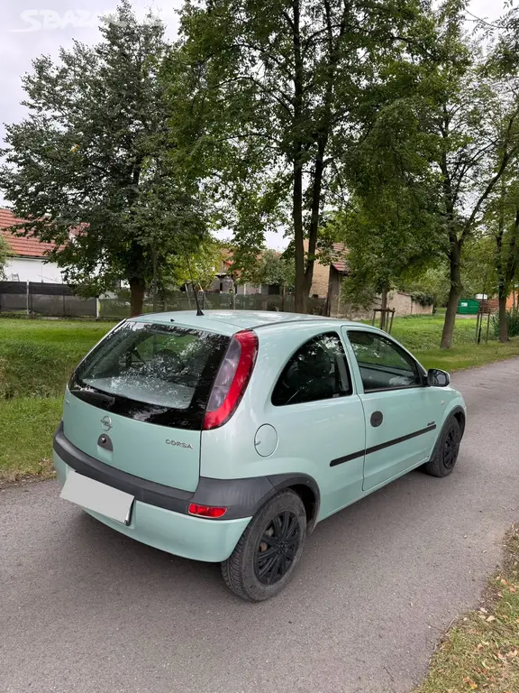 Opel Corsa C 1.0 16V 2001 servis bez koroze TK - fotka 3