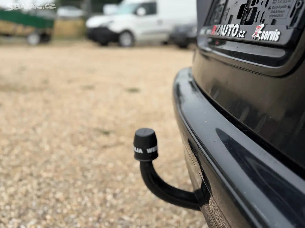 Mercedes-Benz Třídy C, C 220 CDI Avantgarde - fotka 5