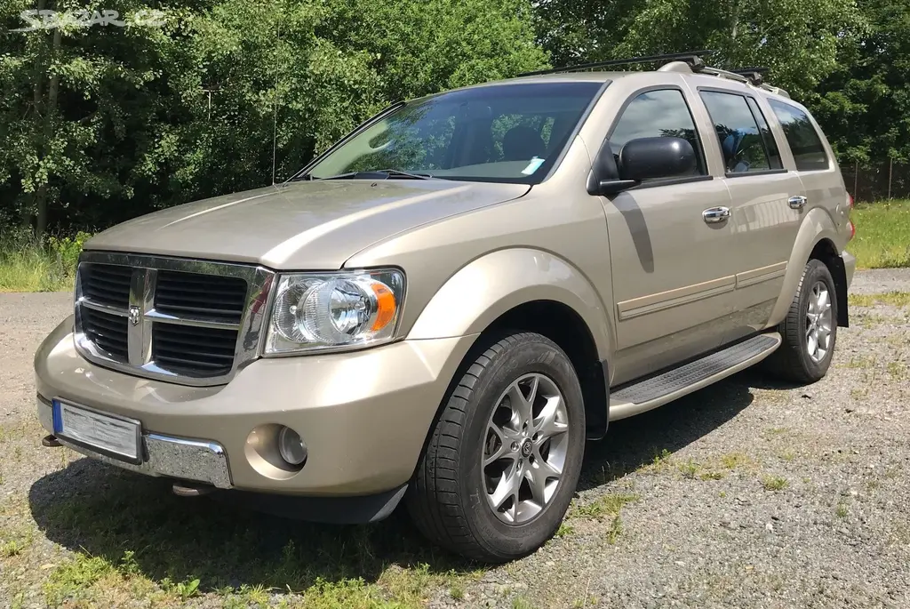 Dodge Durango 5.7 HEMI, LPG, 8 míst, 4x4