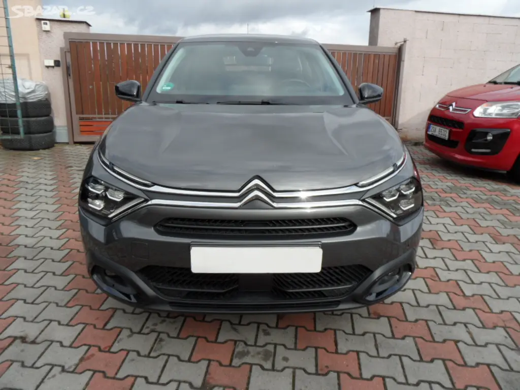 Citroen C4 1.2 PureTech,96kw,naj.105000km - fotka 2