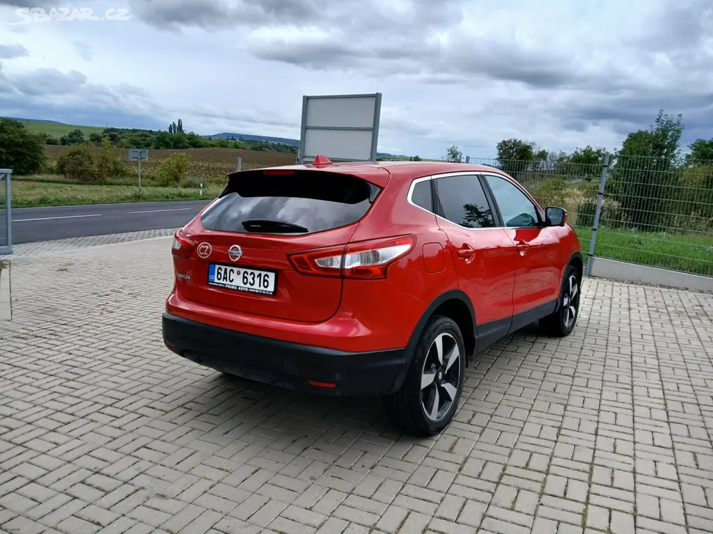 Nissan Qashqai 1,2 Automat původ ČR - fotka 5