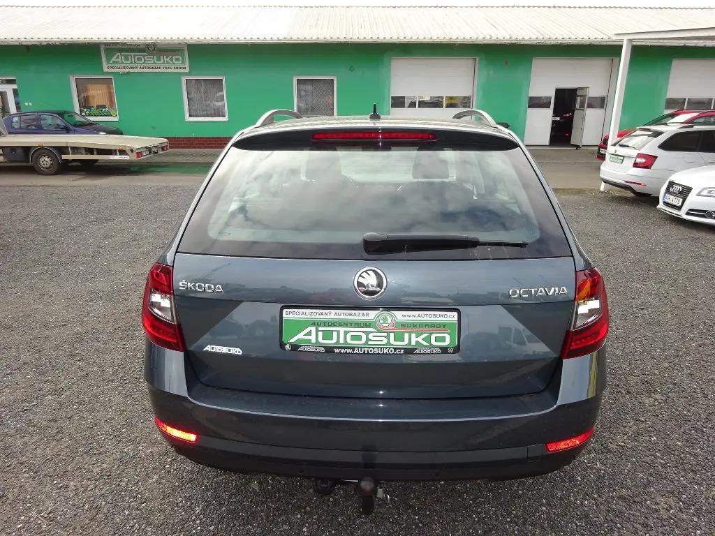 OCTAVIA COMBI III FC Amp. Plus 1,6 TDI 85kW+DSG ! - fotka 5