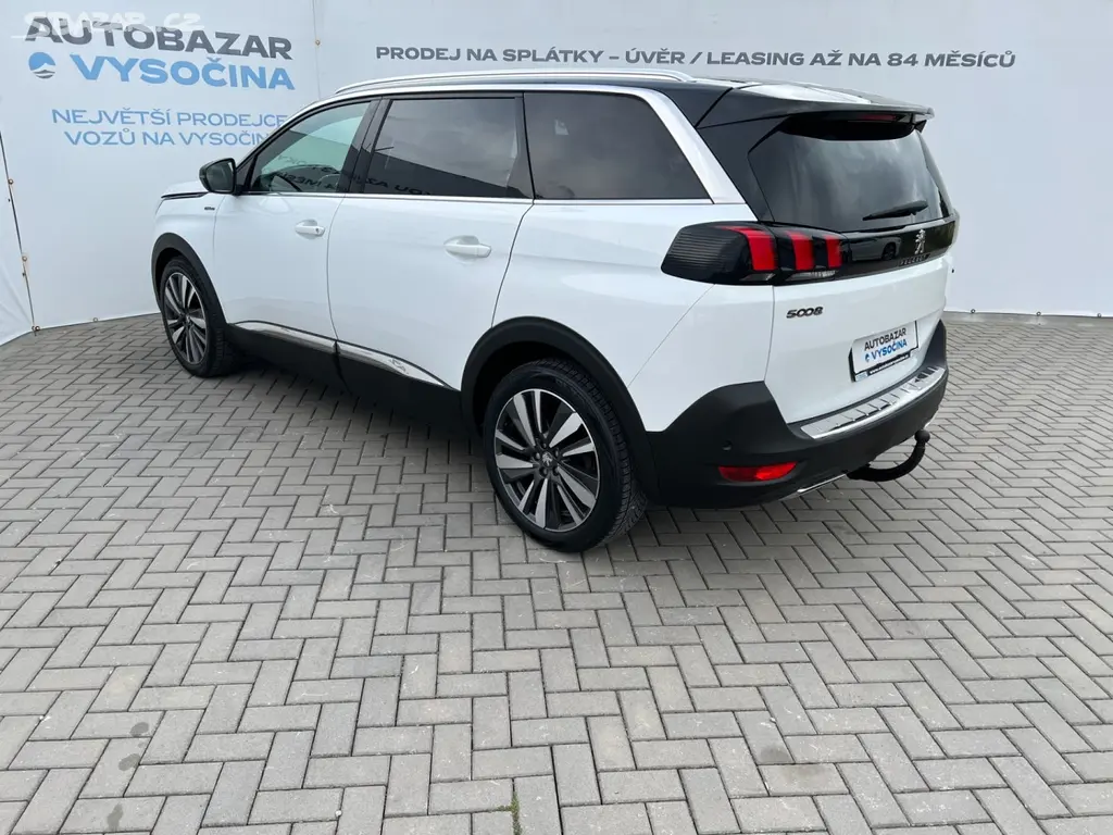 Peugeot 5008, 1.2PT 96kW GT Line + 7-míst - fotka 6