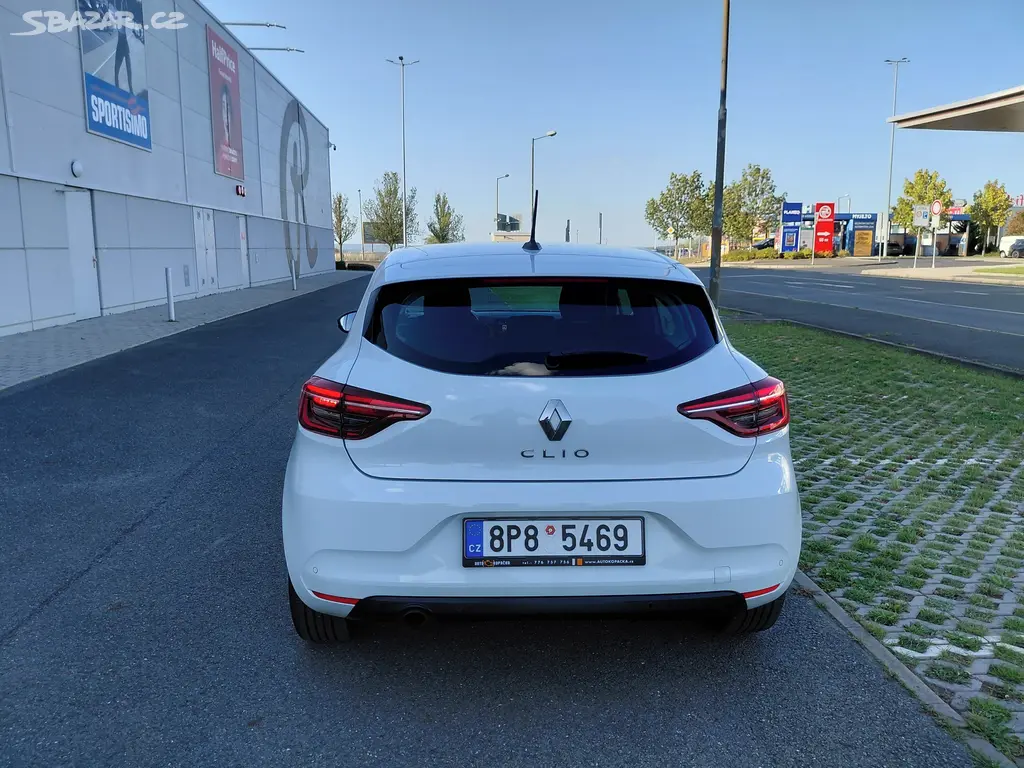 Renault Clio, 1.0TCE 67KW 2.MAJ VELMI PĚKNÉ - fotka 6