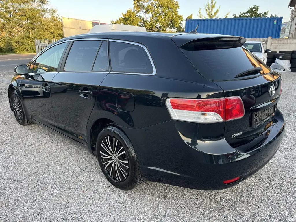 Toyota Avensis, 1.8i 108Kw Klimatizace - fotka 5