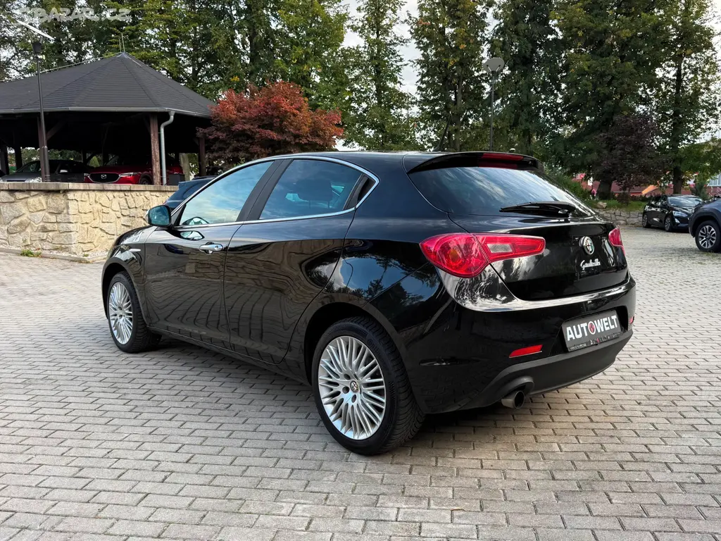ALFA ROMEO GIULIETTA 1.4 T 88kW - fotka 5
