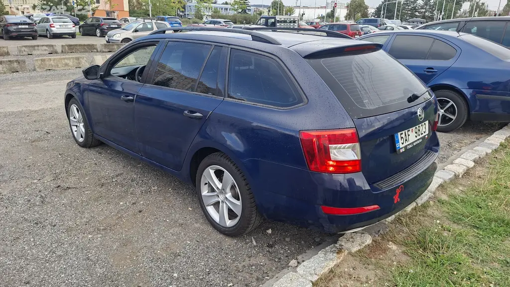 Škoda Octavia III kombik 1.4 TSI 81kw Benzín-CNG - fotka 5