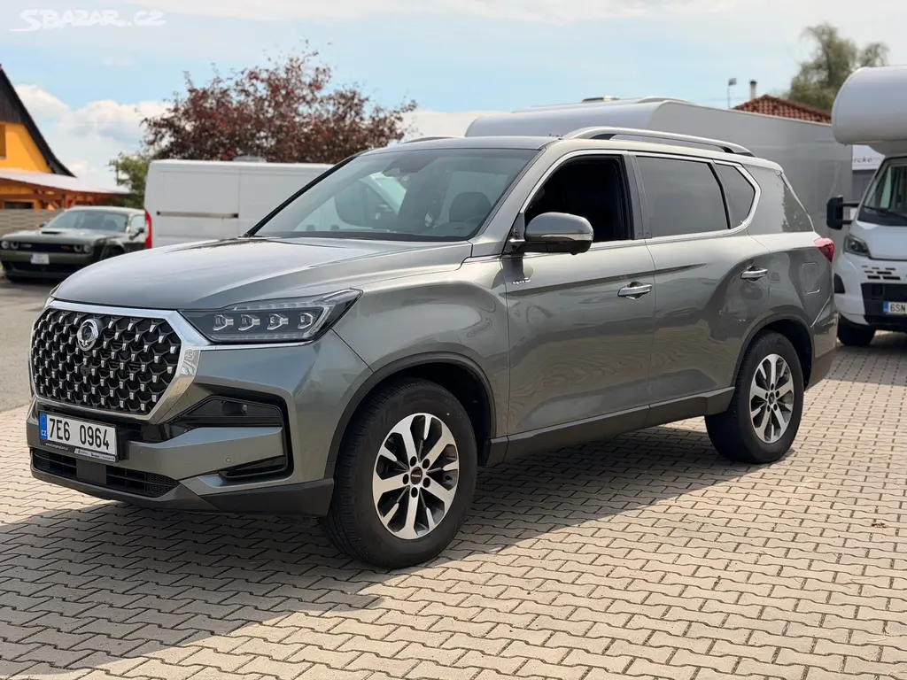 SsangYong Rexton - fotka 3