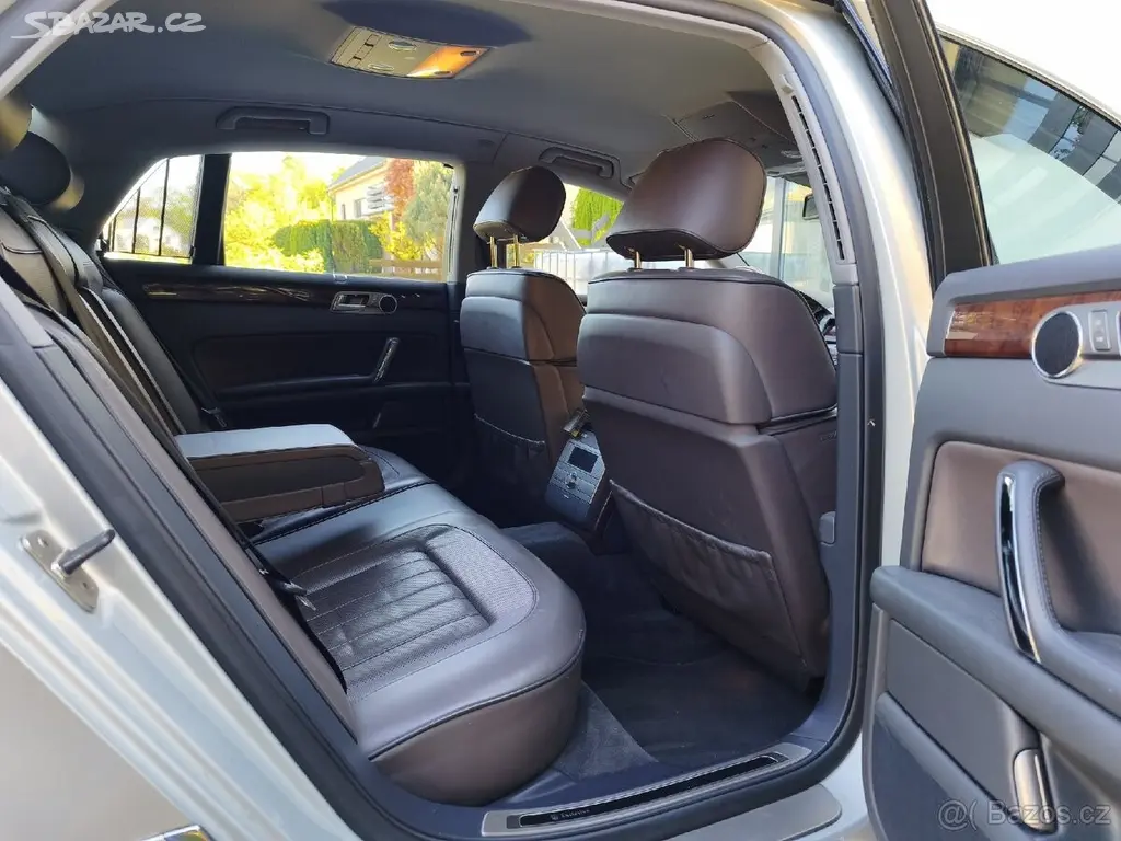Volkswagen Phaeton 4,2 V8 - fotka 4