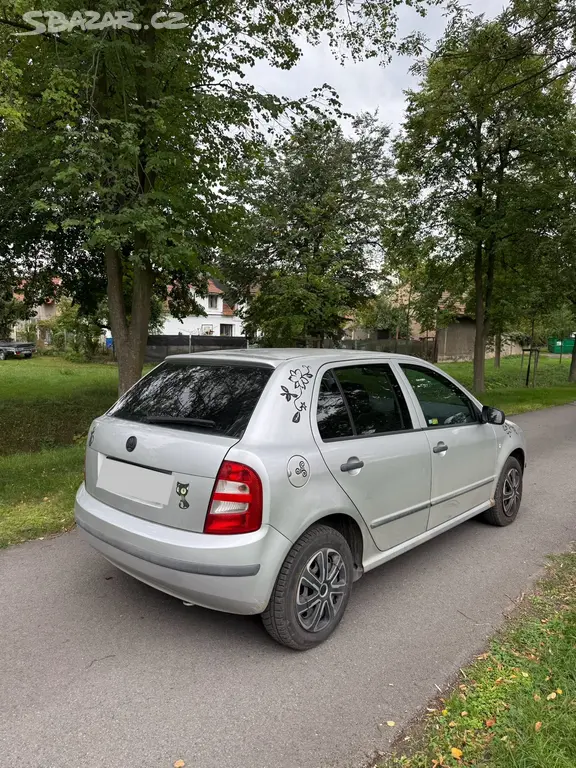 Škoda Fabia I 2002 1.4 benzín servis výhřev - fotka 4