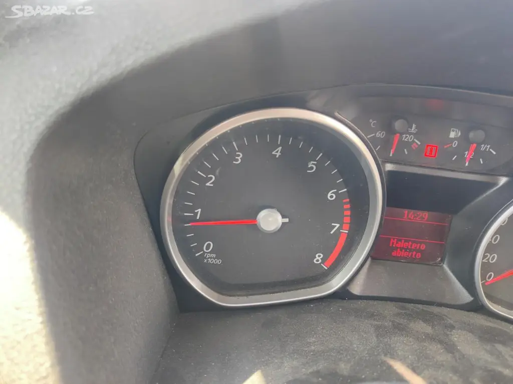 Ford Mondeo Mk4 combi 2008 2.0i/107kW - fotka 2