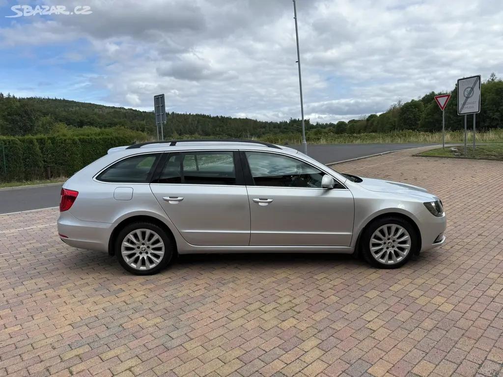 ŠKODA SUPERB II 2.0 TDI 125kW DSG-[telefon skryt]KM - fotka 5