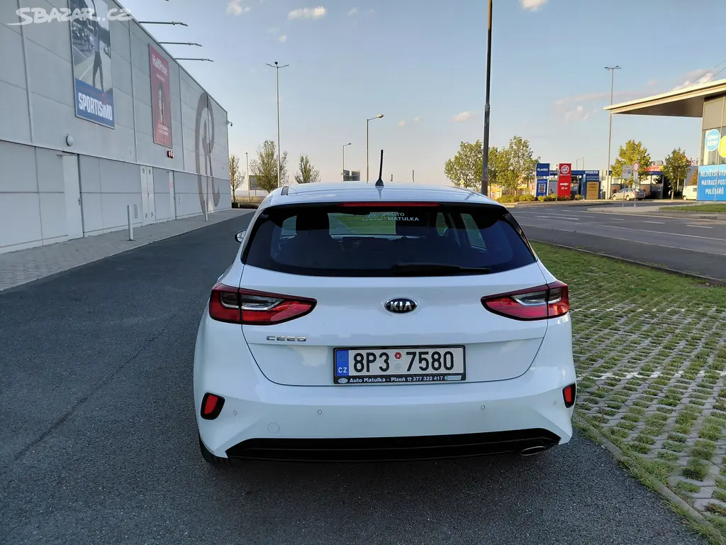 Kia Cee´d, 1.4T-GDI 1.MAJ DPH,VELMI PĚKNÉ - fotka 6