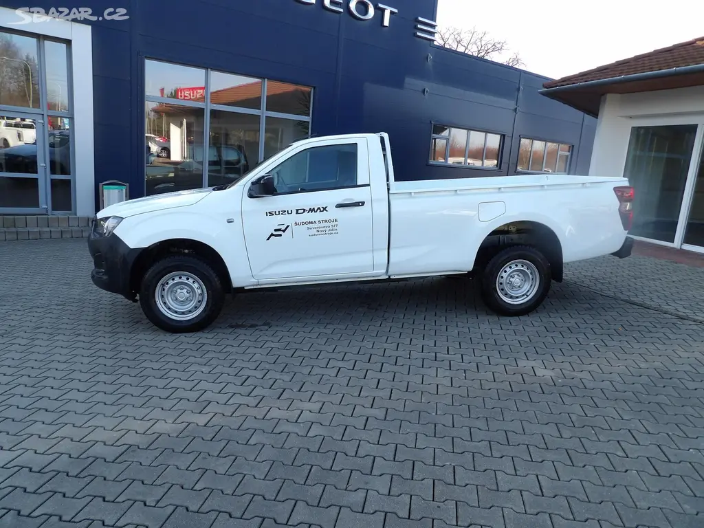 Isuzu D-Max, L 2.2L 163K 4x4 6st MT - fotka 6
