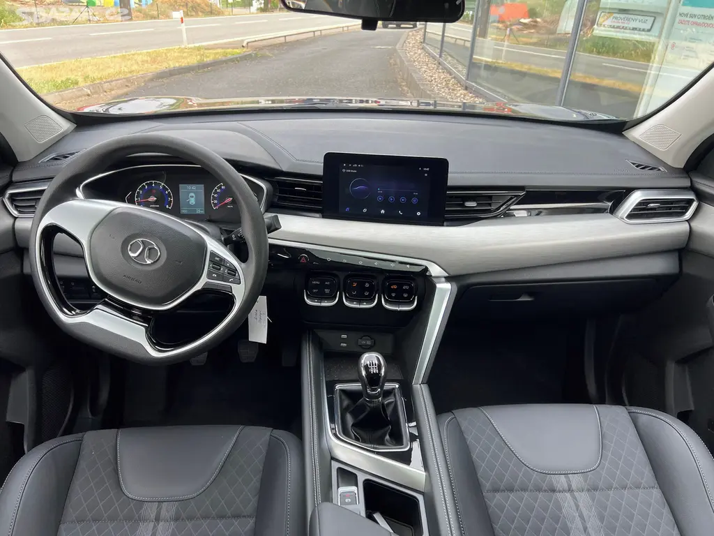 BAIC X3, 1.5 Turbo 100kW Výbava ALL IN. - fotka 2