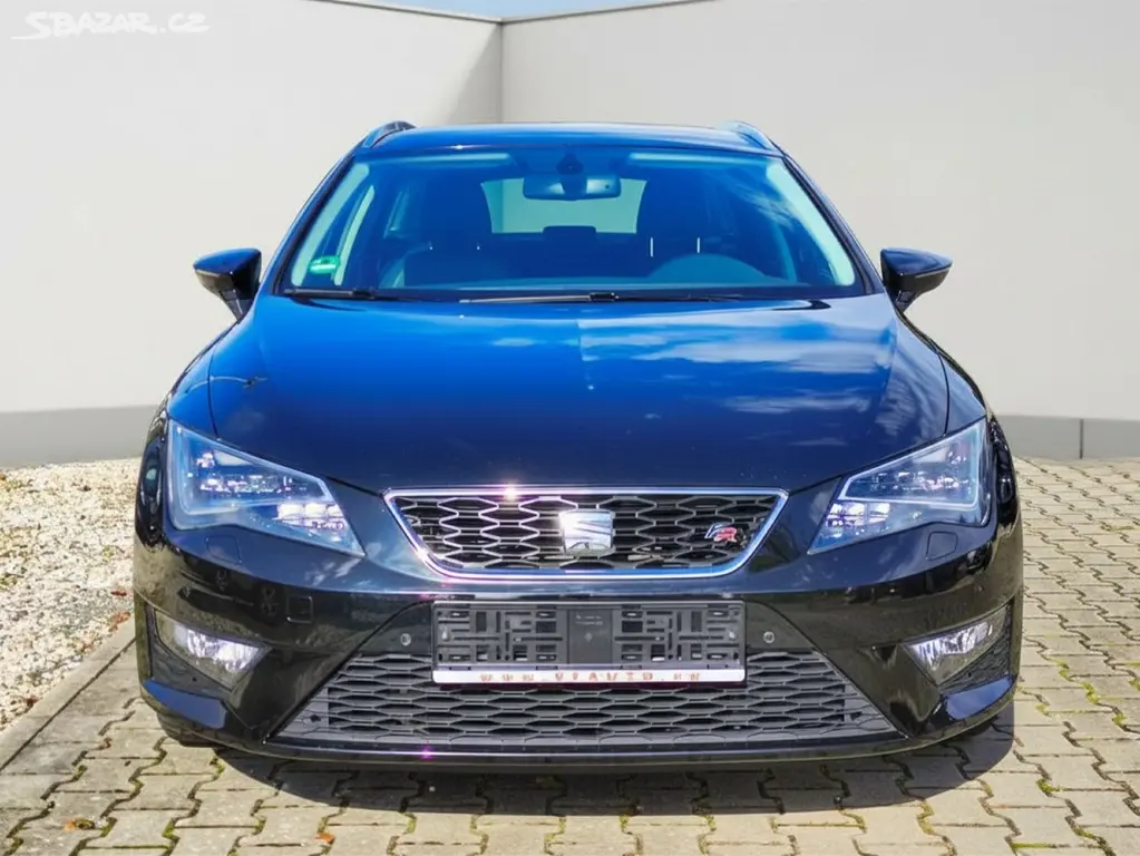 SEAT LEON 2.0 TDi 110 KW FR ST,FULLLED,NAVI,PDC - fotka 2