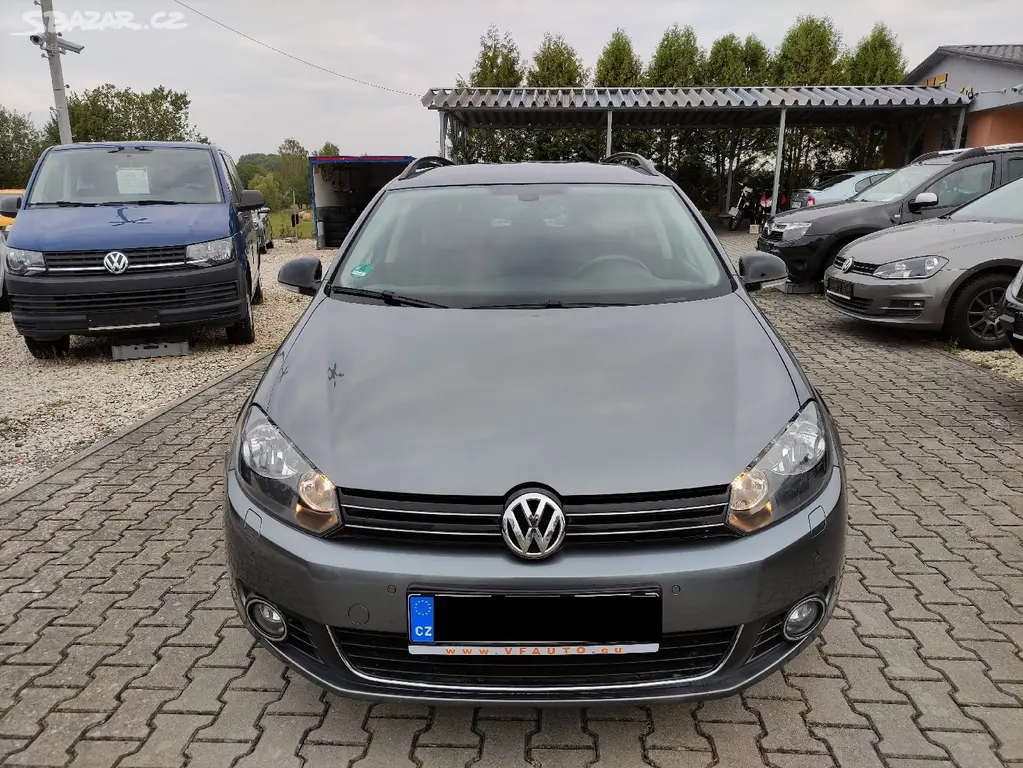 VW Golf 6, 2.0TDi 103KW,VARIANT,STYLE,10xAIRB.,PDC - fotka 2