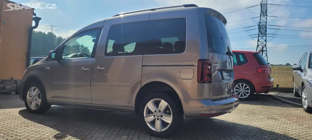 VW Caddy 1,4 TSi 96kW benzín DSG FuLLed "Join" - fotka 5
