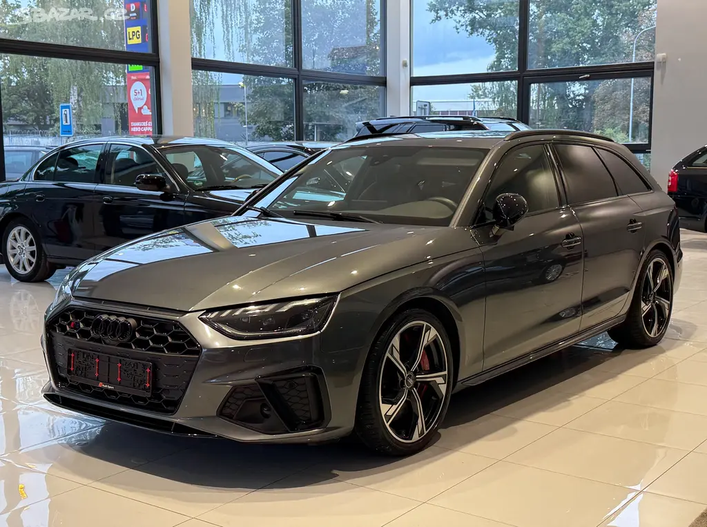 Audi S4, Avant3.0 B&O MASÁŽ 251 kW 4x4 - fotka 2