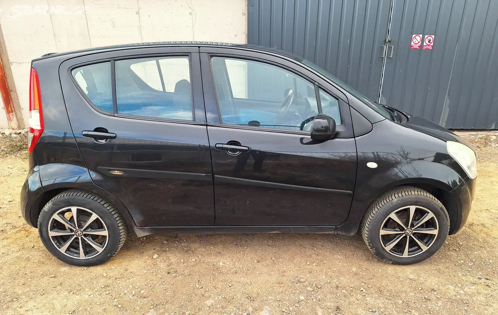 Suzuki Splash 1.2 69kw 2012 - fotka 5
